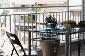 EL GRECO bright, airy penthouse in trendy Petralona